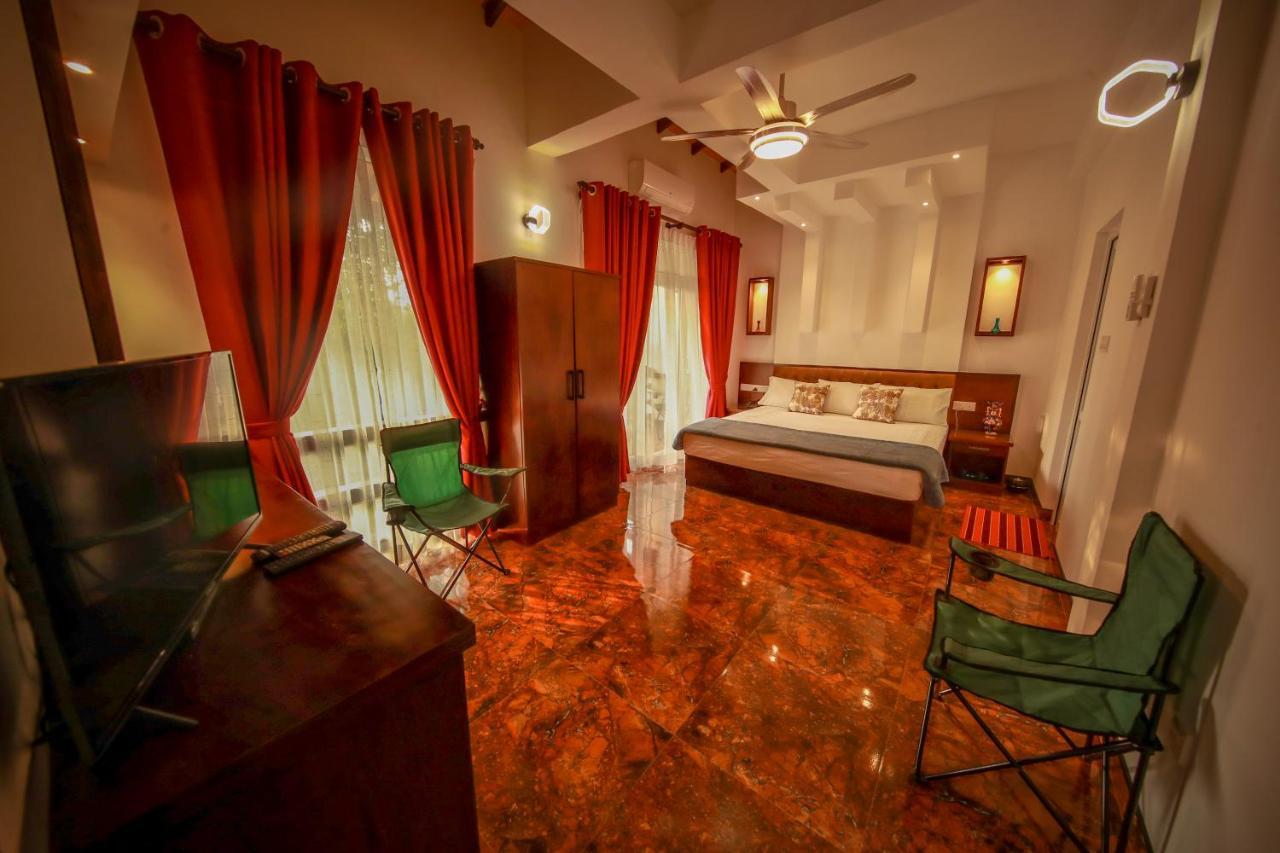 Y&Y Residence Kandy Luaran gambar