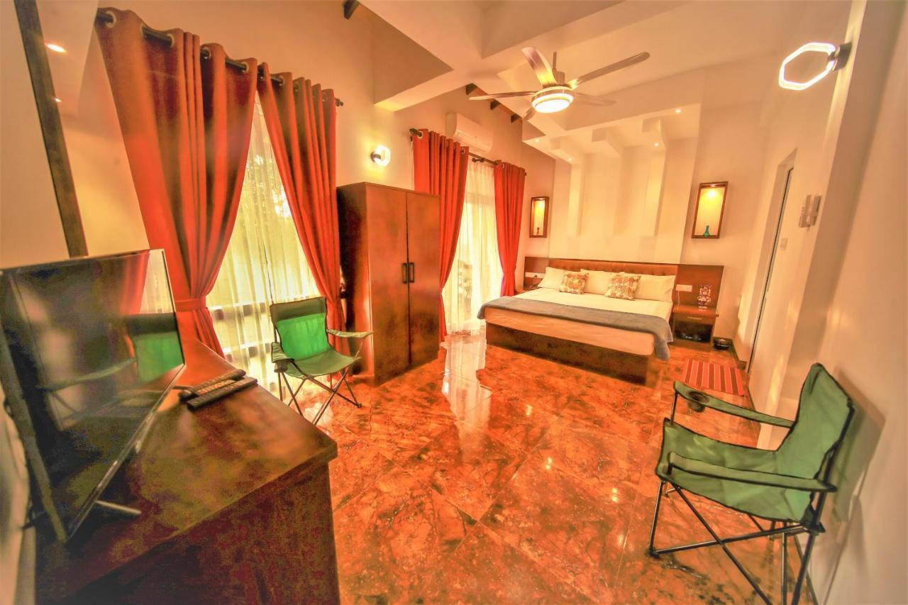 Y&Y Residence Kandy Luaran gambar