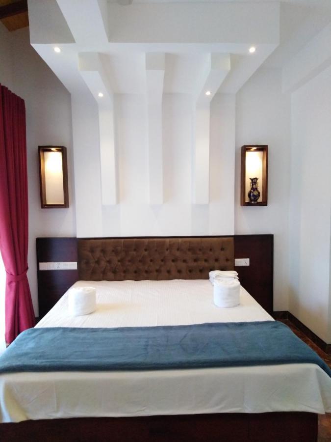 Y&Y Residence Kandy Luaran gambar