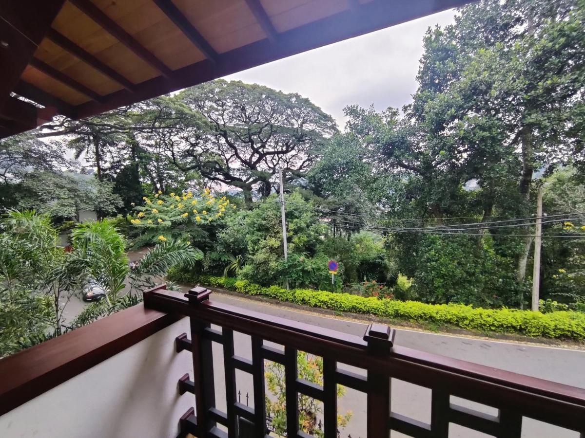 Y&Y Residence Kandy Luaran gambar