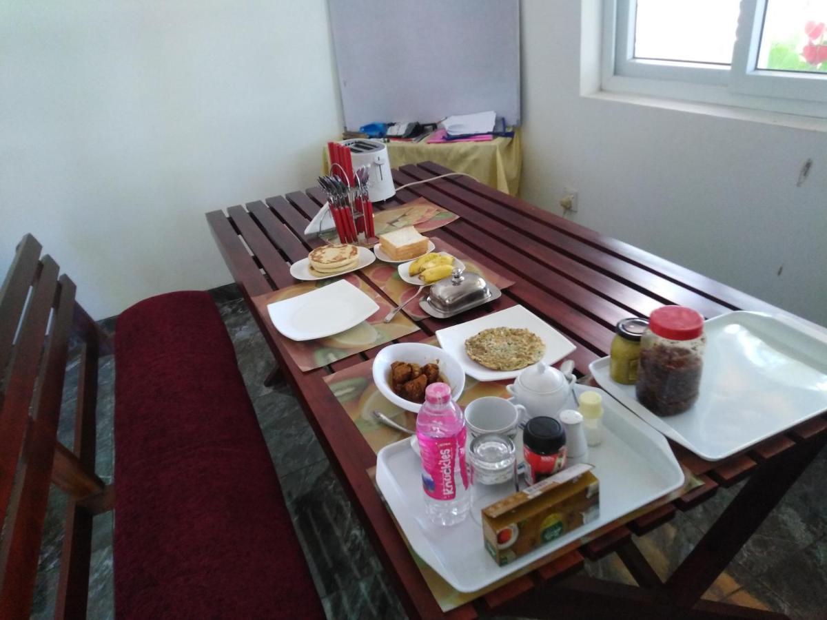 Y&Y Residence Kandy Luaran gambar